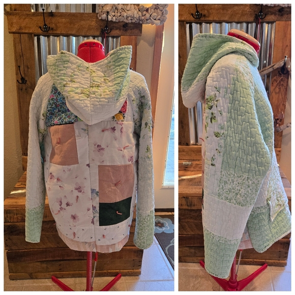 Upcycled Quilt Blanket Hoodie S-M handmade patch Dont Throw It Out - Picture 2 of 5